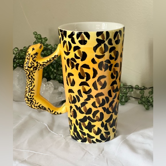 2 Vintage Animals Mugs Cheetah/ Elephant - Picture 6 of 9